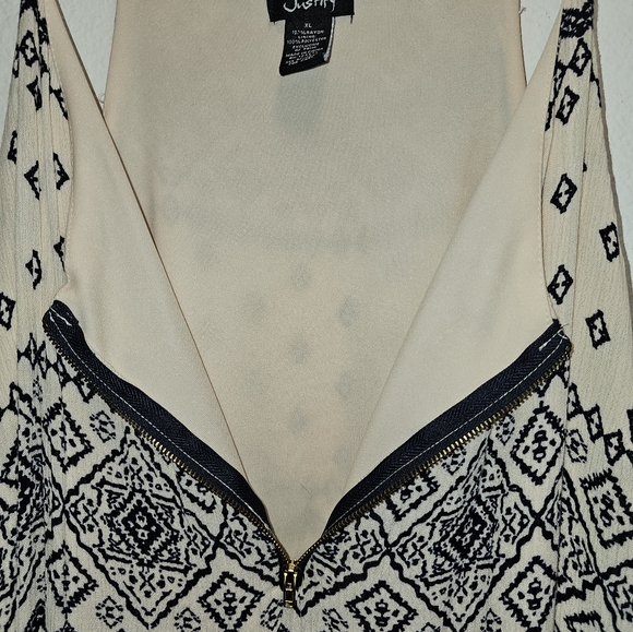 Justify XL tank dress - Picture 3 of 3